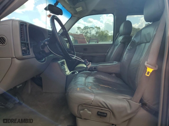 2001 Chevrolet Silverado 1500 LS with VIN 1GCEC19T11Z172390, listed as a Copart auction lot 78821024 with 426,587 mi miles and Salvage Title. Bid and sale history available at carsss.com. Image 7.