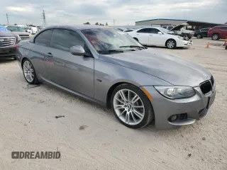 2012 BMW 3 Series 335i z VIN WBADX7C58CE744687, wystawiony jako Copart lot #83197624 z przebiegiem 157 416 mil mil oraz Szkoda całkowita • Salvage title. Historia ofert i sprzedaży dostępna na DreamBid. Obrazek 4.