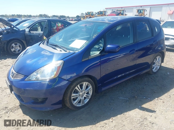 2011 Honda Fit Sport with VIN JHMGE8H59BC005597, listed as a IAAI auction lot 41878417 with 192,156 mi miles and . Bid and sale history available at DreamBid. Image 17.