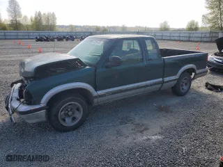 1996 Chevrolet S-10 LS with VIN 1GCCS1944T8170225, listed as a Copart auction lot 52858495 with 264,901 mi miles and Salvage Title. Bid and sale history available at carsss.com. Image 1.