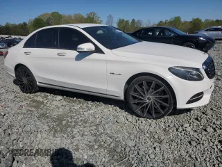 2015 Mercedes-Benz C-Class C 300 Luxury with VIN 55SWF4KB1FU026971, listed as a Copart auction lot 52259455 with 132,212 mi miles and Salvage Title. Bid and sale history available at carsss.com. Image 4.