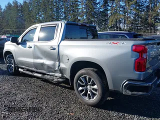 2023 Chevrolet Silverado 1500 LT with VIN 1GCPDDEK5PZ257729, listed as a IAAI auction lot 41451074 with 22,319 mi miles. Bid and sale history available at carsss.com. Image 6.