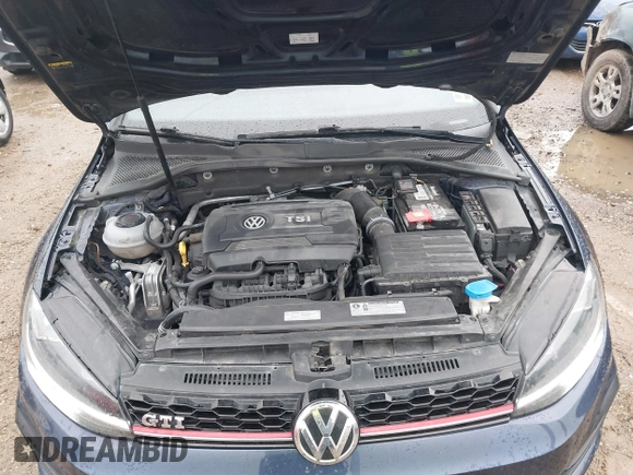 2018 Volkswagen Golf GTI S with VIN 3VW447AUXJM275709, listed as a IAAI auction lot 41282474 with 136,496 mi miles. Bid and sale history available at carsss.com. Image 10.