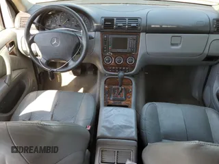 2002 Mercedes-Benz M 320/430/500 z VIN 4JGAB54EX2A324132, wystawiony jako Copart lot #48640075 z przebiegiem Nie podano mil oraz Nie do naprawy • Non repairable. Historia ofert i sprzedaży dostępna na DreamBid. Obrazek 8.