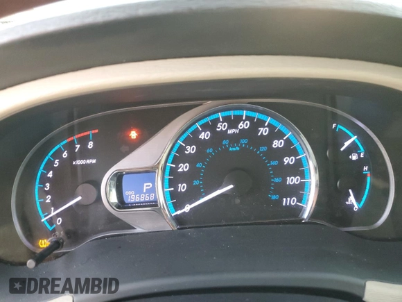 2011 Toyota Sienna XLE with VIN 5TDDK3DC1BS011963, listed as a Copart auction lot 54951565 with 196,868 mi miles and Salvage title. Bid and sale history available at DreamBid. Image 9.