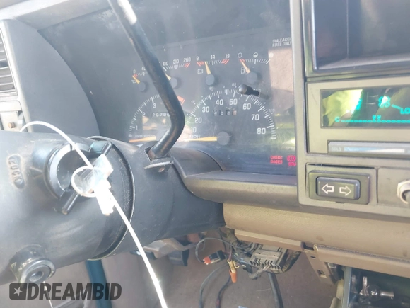 1994 GMC Sierra 1500 with VIN 2GDEK19K2R1549660, listed as a IAAI auction lot 41615642 with 207,399 mi miles and . Bid and sale history available at DreamBid. Image 11.