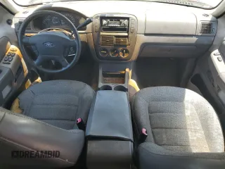 2002 Ford Explorer XLS with VIN 1FMZU62EX2ZB70223, listed as a Copart auction lot 58224254 with 213,321 mi miles and Clean title. Bid and sale history available at DreamBid. Image 8.
