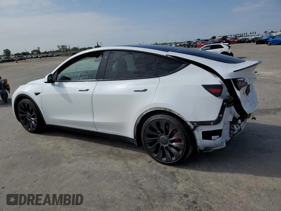 2022 Tesla Model Y Performance с VIN 7SAYGDEF4NF403784, выставлен на аукционе Copart как лот 53392595 с пробегом 51 023 миль миль и Списание • Salvage title. История ставок и продаж доступна на DreamBid. Изображение 2.