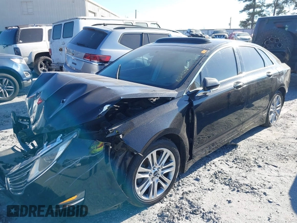 2016 Lincoln MKZ with VIN 3LN6L2G97GR624238, listed as a IAAI auction lot 41642853 with 205,832 mi miles. Bid and sale history available at carsss.com. Image 2.