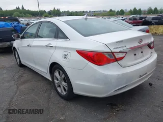 2011 Hyundai Sonata Limited with VIN 5NPEC4AC4BH222110, listed as a IAAI auction lot 42130902 with 159,745 mi miles and . Bid and sale history available at DreamBid. Image 3.