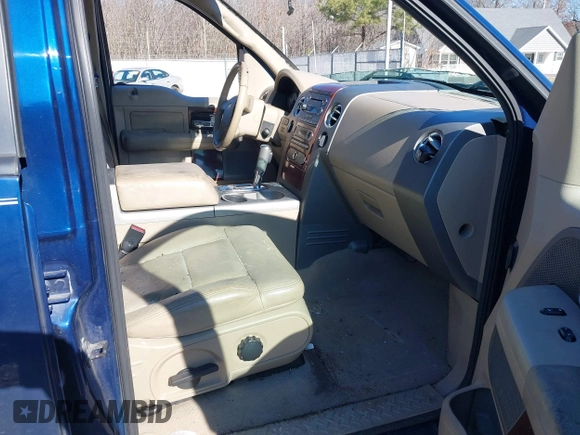 2008 Ford F-150 XLT with VIN 1FTPW14V38FA67161, listed as a IAAI auction lot 41321031 with 251,506 mi miles and . Bid and sale history available at DreamBid. Image 5.