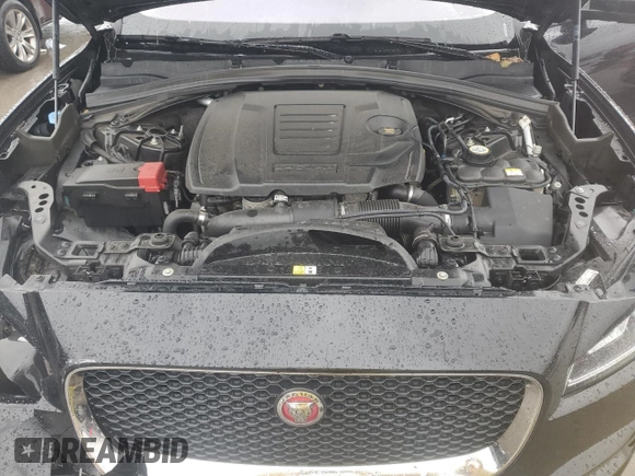 2018 Jaguar F-PACE 30t Premium with VIN SADCJ2GX4JA236479, listed as a Copart auction lot 85607154 with 81,446 mi miles and Salvage Title. Bid and sale history available at carsss.com. Image 13.