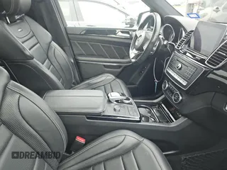 2019 Mercedes-Benz GLS 63 AMG z VIN 4JGDF7FE8KB219514, wystawiony jako Copart lot #62428725 z przebiegiem 206 264 mil mil oraz Czysty tytuł • Clean title. Historia ofert i sprzedaży dostępna na DreamBid. Obrazek 5.