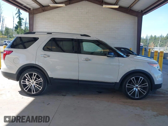 2011 Ford Explorer XLT z VIN 1FMHK7D87BGA28339, wystawiony jako IAAI lot #42355320 z przebiegiem 205 371 mil mil oraz . Historia ofert i sprzedaży dostępna na DreamBid. Obrazek 13.