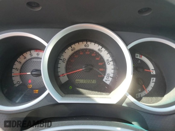 2014 Toyota Tacoma with VIN 5TFNX4CN1EX032972, listed as a Copart auction lot 52894135 with 170,321 mi miles and Salvage Title. Bid and sale history available at DreamBid. Image 9.
