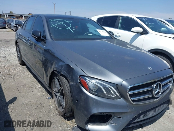 2018 Mercedes-Benz E-Class E 300 with VIN WDDZF4JB0JA433719, listed as a IAAI auction lot 41728360 with 46,848 mi miles. Bid and sale history available at carsss.com. Image 1.
