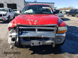 2001 Dodge Dakota Sport with VIN 1B7HG2AN81S295553, listed as a Copart auction lot 80392844 with 105,560 mi miles and Salvage Title. Bid and sale history available at carsss.com. Image 5.