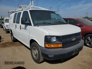 2014 Chevrolet Express Cargo Van with VIN 1GCWGFCA4E1122858, listed as a Copart auction lot 72409114 with 137,908 mi miles and Salvage Title. Bid and sale history available at carsss.com. Image 4.