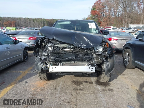 2023 Toyota 4Runner SR5 z VIN JTEMU5JR5P6180062, wystawiony jako IAAI lot #41089572 z przebiegiem 19 024 mil mil oraz . Historia ofert i sprzedaży dostępna na DreamBid. Obrazek 6.