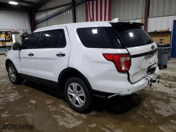 2017 Ford Police Interceptor Utility with VIN 1FM5K8AR0HGA24020, listed as a Copart auction lot 52746315 with 106,775 mi miles and Clean Title. Bid and sale history available at carsss.com. Image 2.