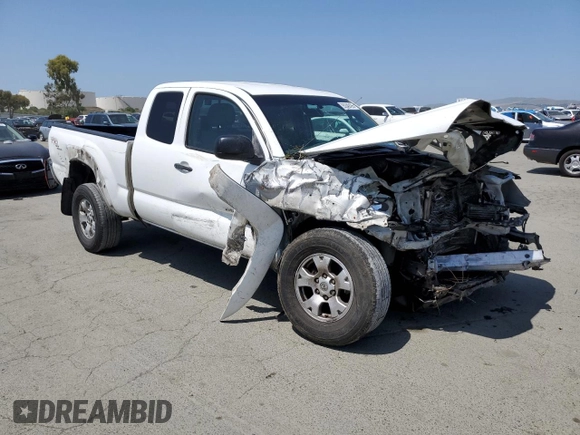 2005 Toyota Tacoma PreRunner z VIN 5TETU62N35Z035331, wystawiony jako Copart lot #55349105 z przebiegiem 615 793 mil mil oraz Szkoda całkowita • Salvage title. Historia ofert i sprzedaży dostępna na DreamBid. Obrazek 4.