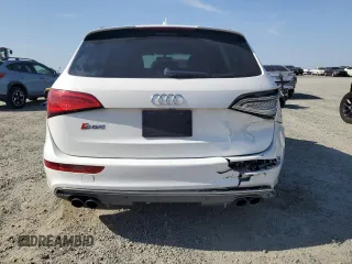 2015 Audi SQ5 Prestige z VIN WA1VGAFPXFA096132, wystawiony jako Copart lot #55285805 z przebiegiem 131 367 mil mil oraz Szkoda całkowita • Salvage title. Historia ofert i sprzedaży dostępna na DreamBid. Obrazek 6.