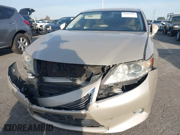 2013 Lexus ES 250 with VIN JTHBK1GG5D2010074, listed as a IAAI auction lot 41602073 with 130,097 mi miles and . Bid and sale history available at DreamBid. Image 6.