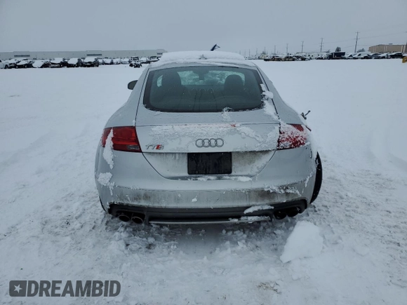 2010 Audi TTS z VIN TRUK1AFK3A1021009, wystawiony jako Copart lot #45598215 z przebiegiem 80 615 mil mil oraz Szkoda całkowita • Salvage title. Historia ofert i sprzedaży dostępna na DreamBid. Obrazek 6.