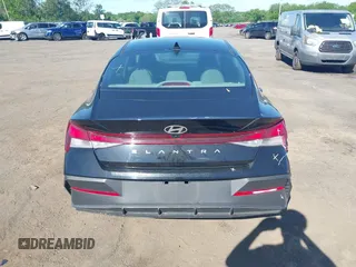 2024 Hyundai Elantra SE with VIN KMHLL4DGXRU729403, listed as a IAAI auction lot 42309484 with 17,252 mi miles and . Bid and sale history available at DreamBid. Image 16.