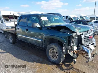 2004 GMC Sierra 2500HD z VIN 1GTHK23194F141150, wystawiony jako IAAI lot #41541345 z przebiegiem 233 501 mil mil oraz . Historia ofert i sprzedaży dostępna na DreamBid. Obrazek 1.