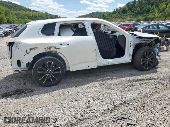 2024 Mazda CX-50 2.5 Turbo with VIN 7MMVABXY8RN203177, listed as a Copart auction lot 66533724 with Not provided miles and Salvage title. Bid and sale history available at DreamBid. Image 3.