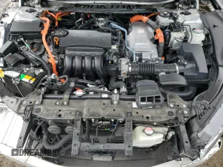 2019 Honda Clarity z VIN JHMZC5F19KC001241, wystawiony jako Copart lot #51299095 z przebiegiem 48 152 mil mil oraz Szkoda całkowita • Salvage title. Historia ofert i sprzedaży dostępna na DreamBid. Obrazek 11.