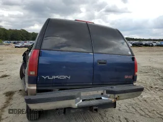 1998 GMC Yukon with VIN 1GKEK13R8WJ722890, listed as a Copart auction lot 72904114 with 243,711 mi miles and Salvage Title. Bid and sale history available at carsss.com. Image 6.