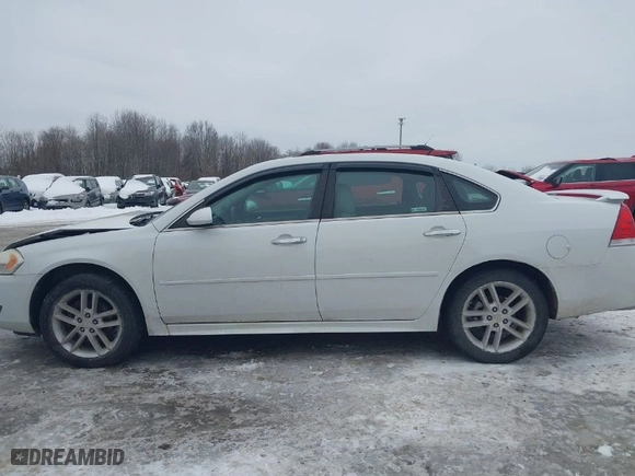 2014 Chevrolet Impala Limited LTZ with VIN 2G1WC5E3XE1122242, listed as a IAAI auction lot 41553626 with NaN miles. Bid and sale history available at carsss.com. Image 14.