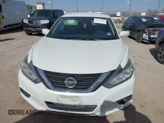 2017 Nissan Altima SV with VIN 1N4AL3APXHC188261, listed as a IAAI auction lot 41719138 with 180,797 mi miles and . Bid and sale history available at DreamBid. Image 12.