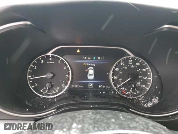 2017 Nissan Maxima SV with VIN 1N4AA6AP0HC383938, listed as a Copart auction lot 50135285 with 162,397 mi miles and Salvage Title. Bid and sale history available at DreamBid. Image 9.
