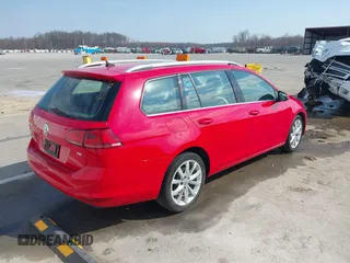 2017 Volkswagen Golf S z VIN 3VWC17AU0HM506857, wystawiony jako IAAI lot #41765913 z przebiegiem 88 783 mil mil oraz . Historia ofert i sprzedaży dostępna na DreamBid. Obrazek 4.