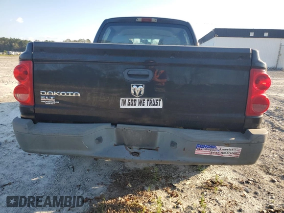 2008 Dodge Dakota Bighorn/Lonestar z VIN 1D7HE38KX8S570119, wystawiony jako Copart lot #74081024 z przebiegiem 129 665 mil mil oraz Szkoda całkowita • Salvage title. Historia ofert i sprzedaży dostępna na DreamBid. Obrazek 6.