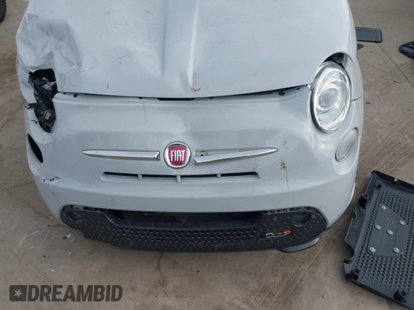 2017 FIAT 500e with VIN 3C3CFFGE2HT557785, listed as a IAAI auction lot 41588600 with 76,300 mi miles. Bid and sale history available at carsss.com. Image 6.
