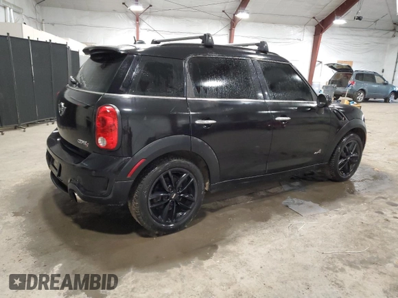 2013 MINI Countryman S ALL4 with VIN WMWZC5C55DWM15639, listed as a Copart auction lot 50991075 with 120,098 mi miles and Salvage Title. Bid and sale history available at DreamBid. Image 3.