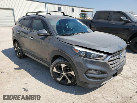 2017 Hyundai Tucson Limited z VIN KM8J3CA27HU370309, wystawiony jako Copart lot #48819045 z przebiegiem 75 227 mil mil oraz Szkoda całkowita • Salvage title. Historia ofert i sprzedaży dostępna na DreamBid. Obrazek 4.