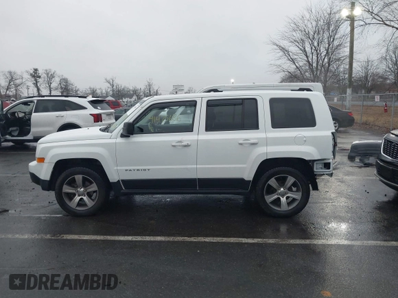 2017 Jeep Patriot High Altitude with VIN 1C4NJRFB8HD195995, listed as a IAAI auction lot 41475686 with 95,414 mi miles. Bid and sale history available at carsss.com. Image 14.