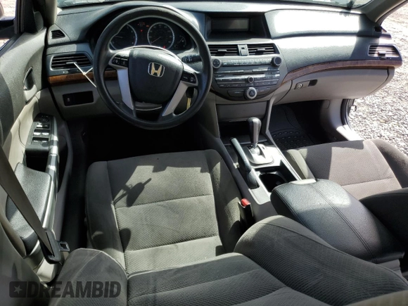 2011 Honda Accord EX z VIN 1HGCP2F76BA092030, wystawiony jako Copart lot #56757865 z przebiegiem 235 432 mil mil oraz Szkoda całkowita • Salvage title. Historia ofert i sprzedaży dostępna na DreamBid. Obrazek 8.