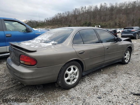 2000 Oldsmobile Intrigue GX with VIN 1G3WH52HXYF103020, listed as a Copart auction lot 41337285 with 143,182 mi miles and Salvage Title. Bid and sale history available at carsss.com. Image 3.