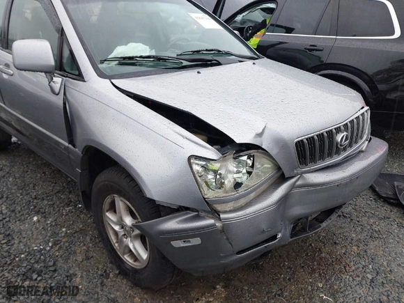 2001 Lexus RX 300 with VIN JTJHF10U010222112, listed as a IAAI auction lot 41647394 with NaN miles. Bid and sale history available at carsss.com. Image 6.