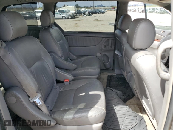 2005 Toyota Sienna XLE with VIN 5TDZA22C35S300451, listed as a Copart auction lot 52035345 with Not provided miles and Salvage title. Bid and sale history available at DreamBid. Image 11.