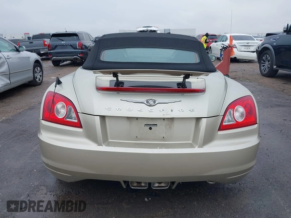 2006 Chrysler Crossfire Limited z VIN 1C3AN65L16X066010, wystawiony jako IAAI lot #41003432 z przebiegiem 95 926 mil mil oraz . Historia ofert i sprzedaży dostępna na DreamBid. Obrazek 16.
