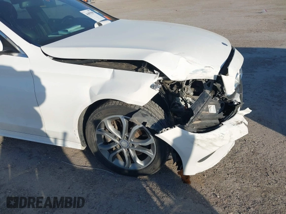 2015 Mercedes-Benz C 300 Luxury with VIN 55SWF4KB7FU020043, listed as a IAAI auction lot 41855508 with 175,210 mi miles and . Bid and sale history available at DreamBid. Image 6.