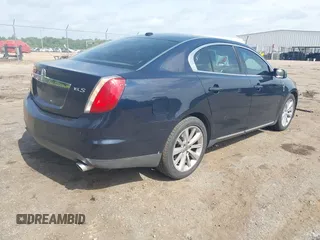 2009 Lincoln MKS z VIN 1LNHM93R69G625590, wystawiony jako IAAI lot #42270653 z przebiegiem 101 024 mil mil oraz . Historia ofert i sprzedaży dostępna na DreamBid. Obrazek 4.