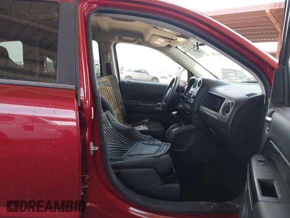 2011 Jeep Compass Latitude with VIN 1J4NT1FB0BD151647, listed as a IAAI auction lot 41950743 with 128,238 mi miles. Bid and sale history available at carsss.com. Image 5.